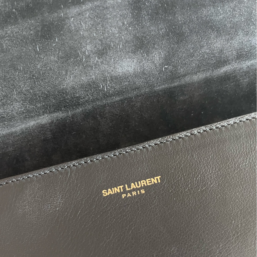 Black Y-Accented YSL Clutch - Picture 11 of 17